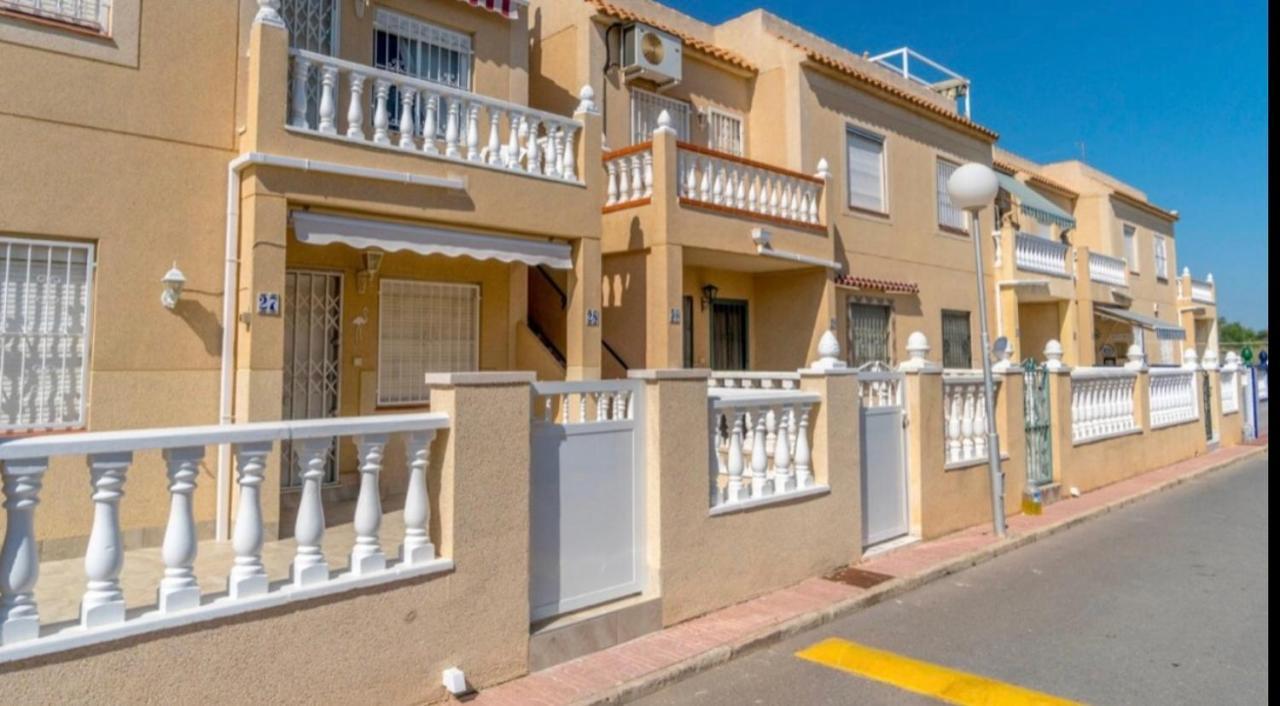 2 Bed Apartment In Paraje Natural Fase 1, Torrevieja Zewnętrze zdjęcie